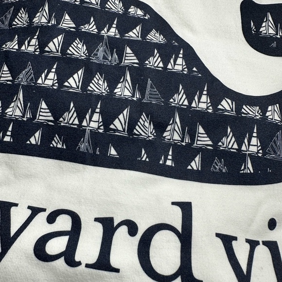 VINEYARD VINES MEN'S SHORT SLEEVE POCKET GRAPHIC TEE.SZ.XL.NWT - Picture 2 of 2